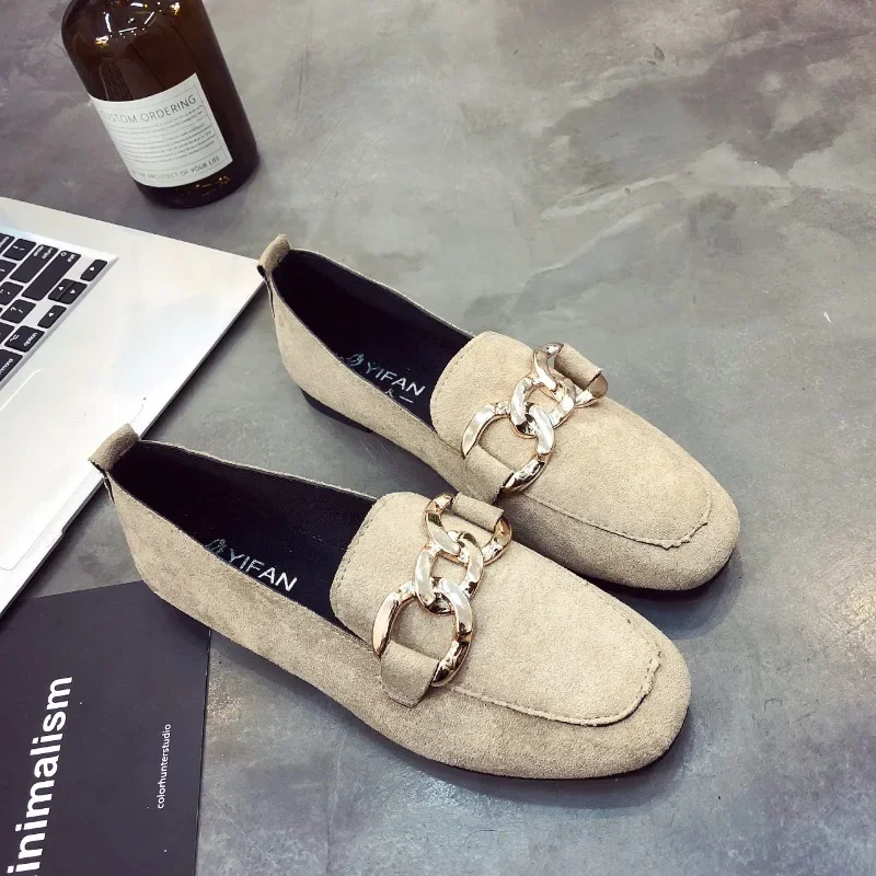 Spring Fashion Flat with Casual Comfortable 2024 High Quality Shoes for Women Solid Color Metal Decoration Slip-on Women's Shoes