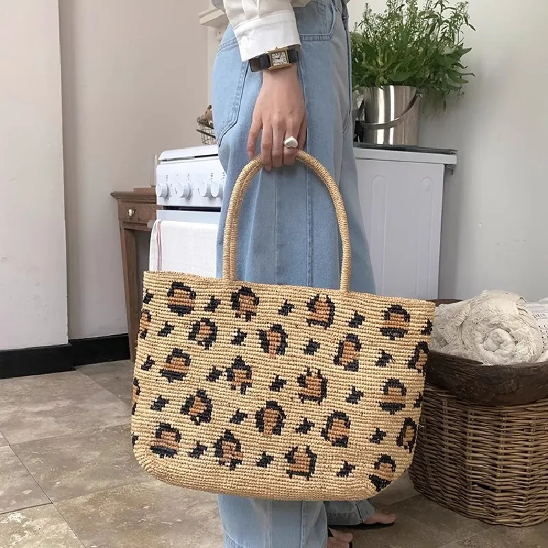 High-End leopard print Large Capacity Raffia Grass Single Shoulder Woven Bag Beach Vacation Handbag Neutral Minimalist Style