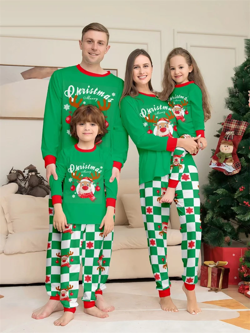 2024 Lindos conjuntos familiares a juego de Navidad Conjuntos de pijamas de ciervo para padre, madre e hijos Ropa de pijama navideña a cuadros para papá, mamá y yo