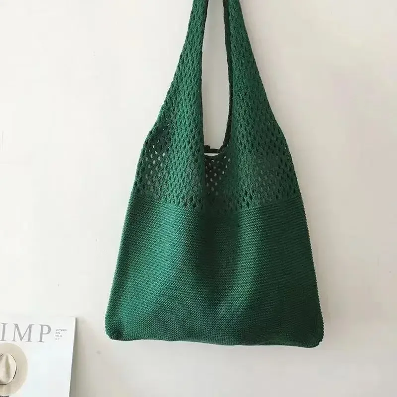 Drak green