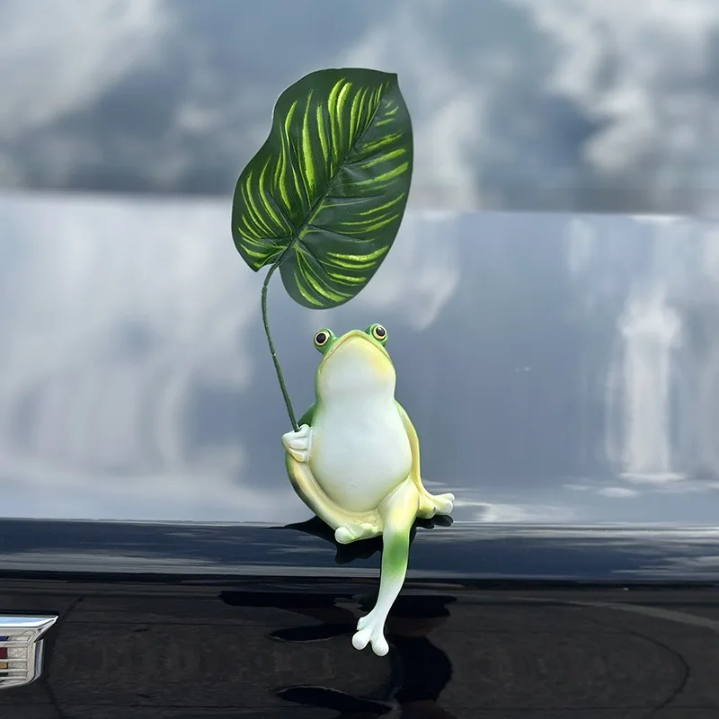 Cute Lazy Sitting Frog Car Ornament, Funny Frog Fishing Resin Doll Creative Auto Spoiler Trunk Dashboard Console Int
