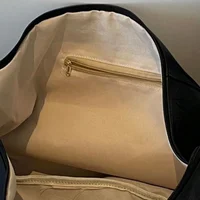 Stylish Dumpling Shaped PU Crossbody Bag for Men, Suitable for Casual Outings and Large Capacity Needs - Image 3