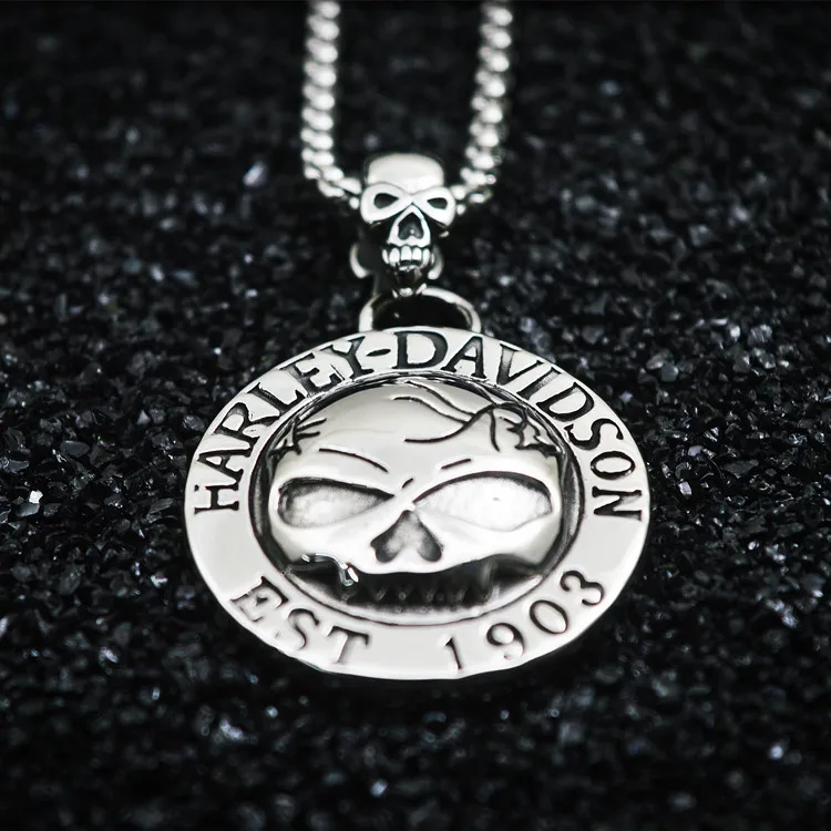 European and American retro locomotive skull 1903 round hang tag titanium steel pendant necklace personality domineering
