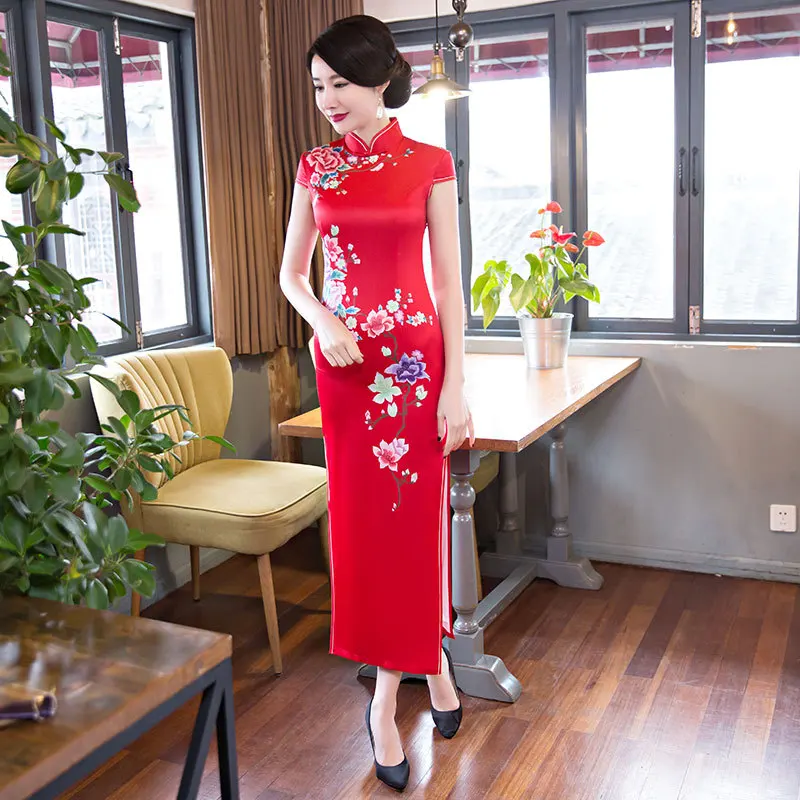 

Elegant Summer Red Long Cheongsam Elegant Catwalk Show Fashion Banquet Qipao Chinese Traditional Style Evening Dress for Women