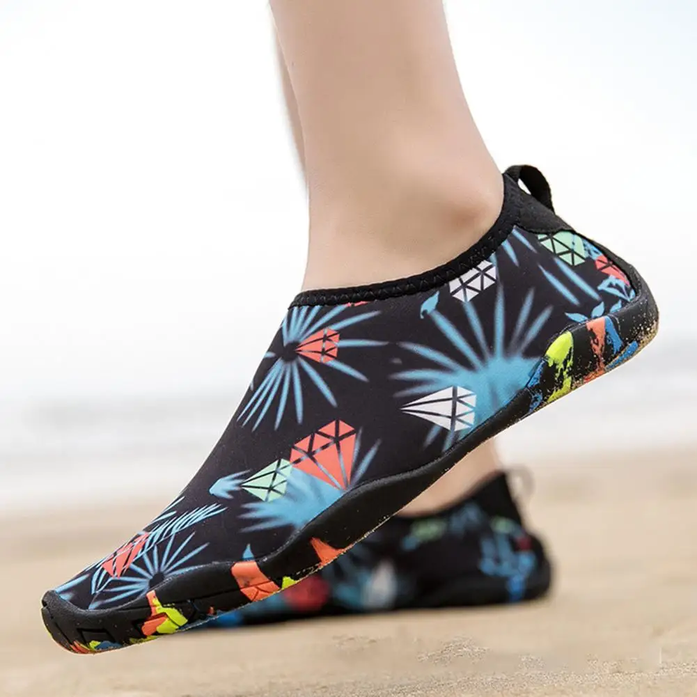 Women's Water Shoes Rubber Outsole Quick Drying Breathable Men's Women's Swimming Shoes Beach Sneakers Sports Fitness