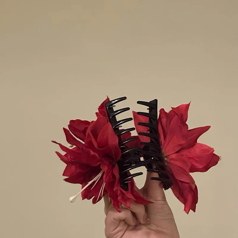 Mode Lilie Blume Haar Clip Kunststoff Blume Haar Klaue Für Frauen Mädchen Süße Vielseitige Shark Clip Exquisite Haar Zubehör – Detail 25