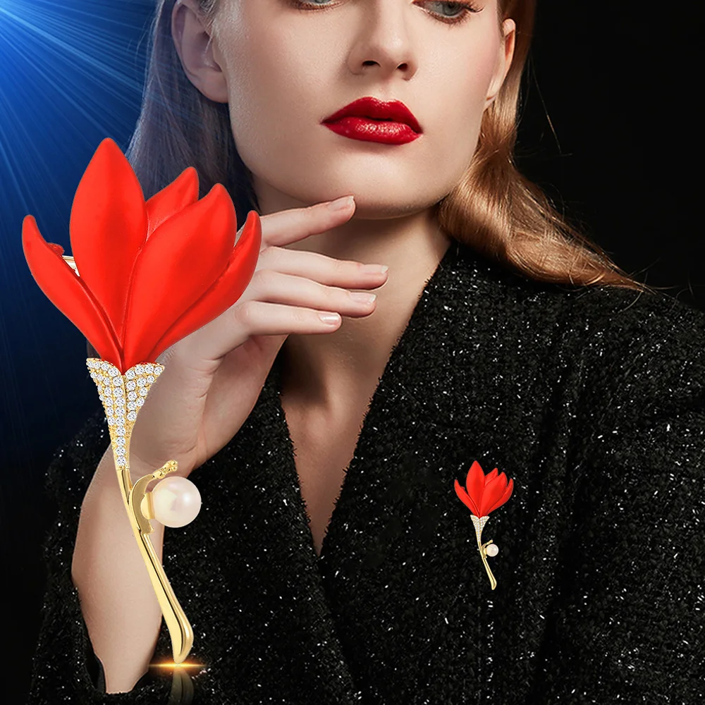 

Elegant Atmospheric Rhinestone Pearl Bouquet Brooch For Women Rose Tulip Red Flower Badges Lady Clothing Decoration Pins