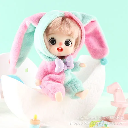 女の子のための現実的な眠っている赤ちゃんの人形、関節式のミニ動物