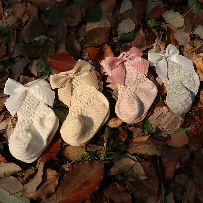 Новинка, весенние детские носки для девочек, дышащие Дышащие носки с бантом для пола для младенцев, чулки для малышей с конфетным шлангом, эластичные испанские носки
