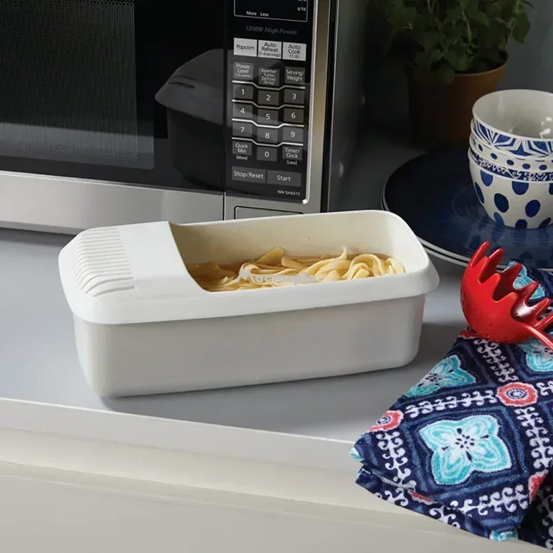 Microwave Pasta Cooker With Strainer