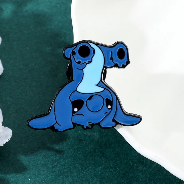 ディズニーリロ & スティッチブローチ,漫画のキャラクター