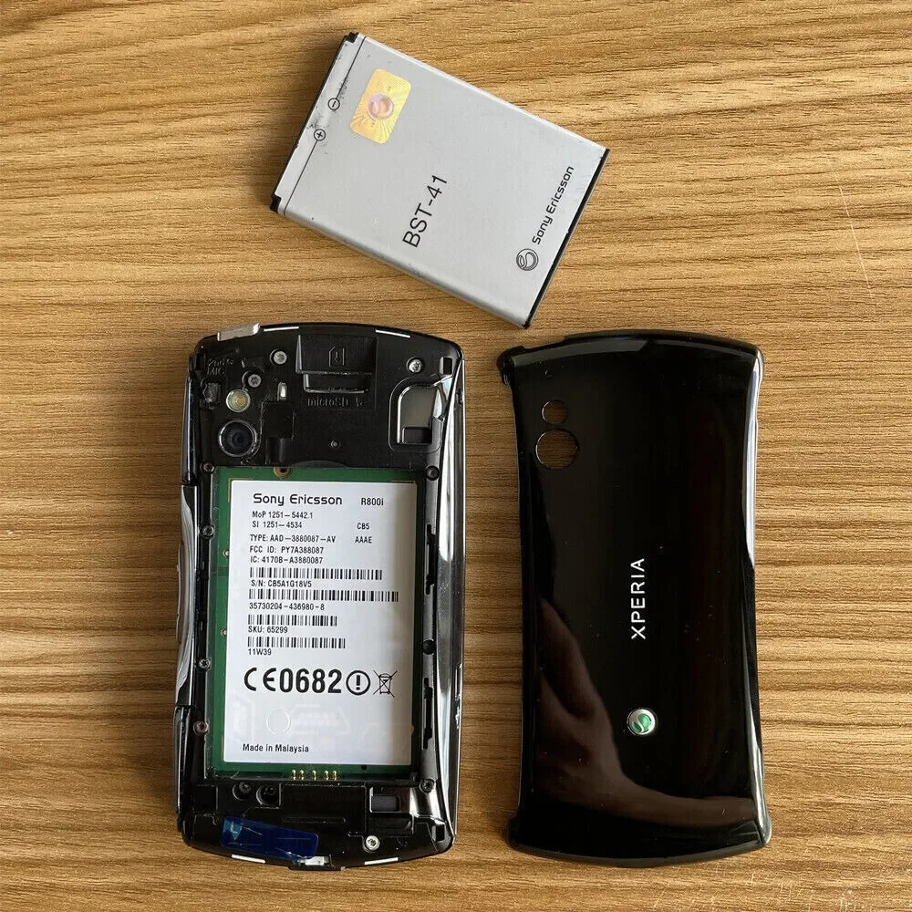 Sony Xperia PLAY R800i 改修済みオリジナル 4.0 インチ 5MP 携帯電話