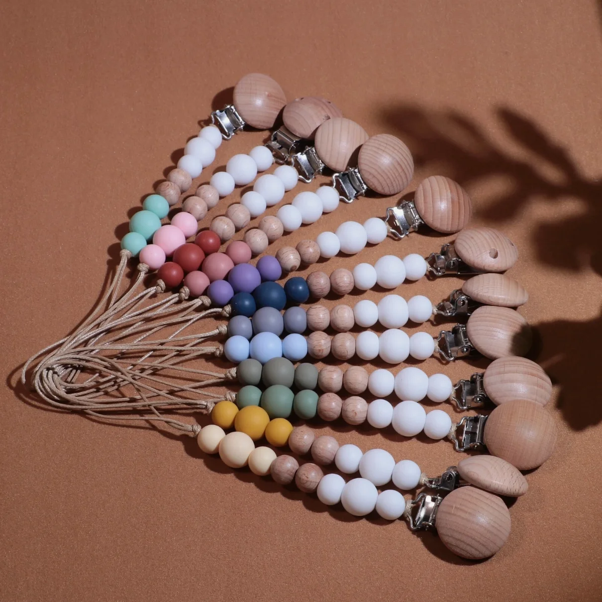 Colorful Beads Baby Pacifier Clips with Wooden Clasp