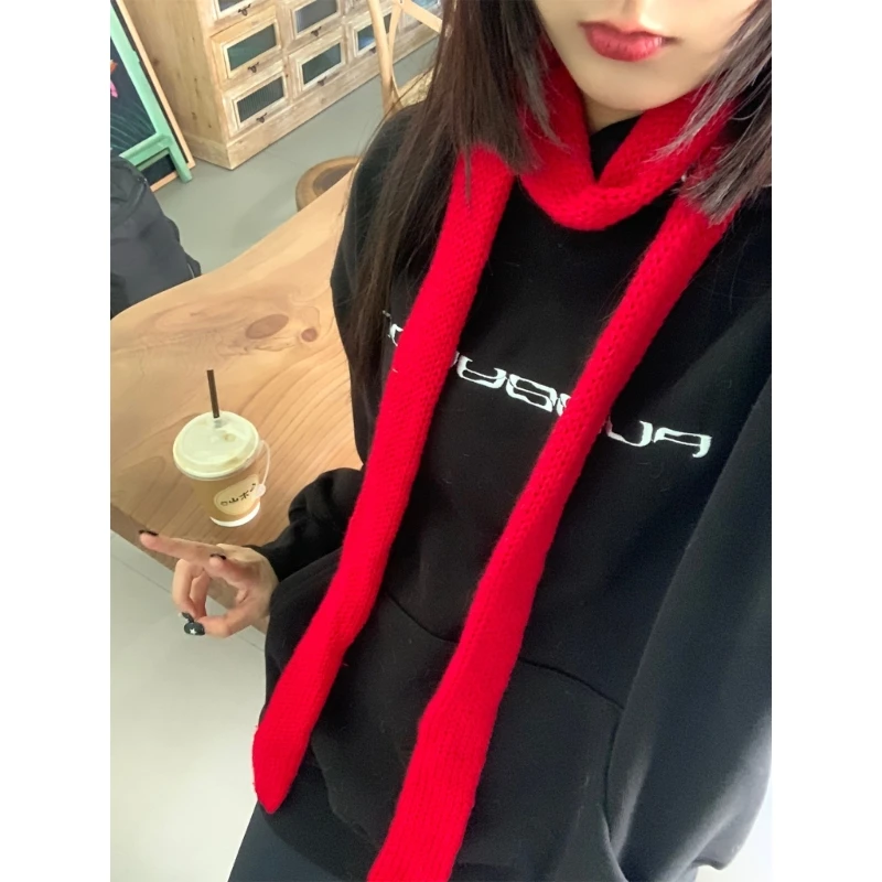 Рисунок 6 - Узкий шарф для женщин