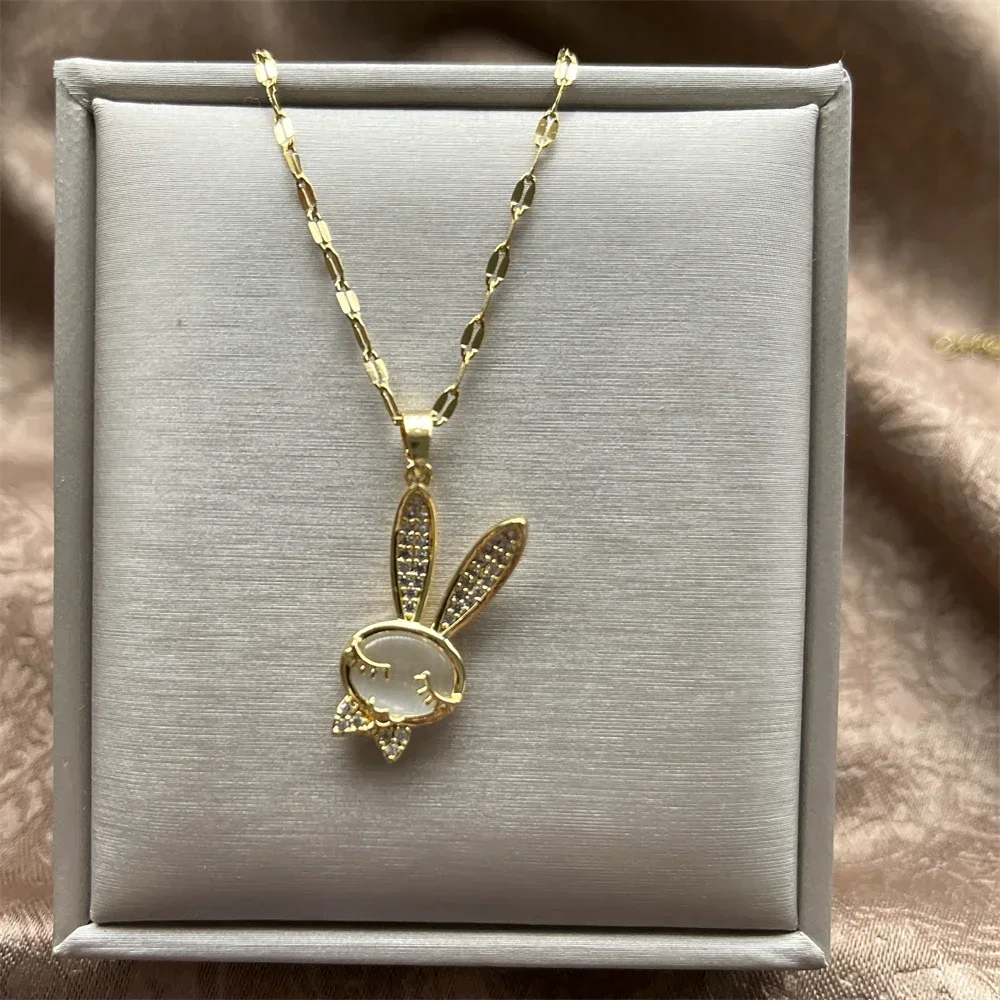 Kadın için sevimli tavşan kolye altın renk zincir kübik zirkonya beyaz Cz kaplamalı takı sevimli hayvan kolye kolye