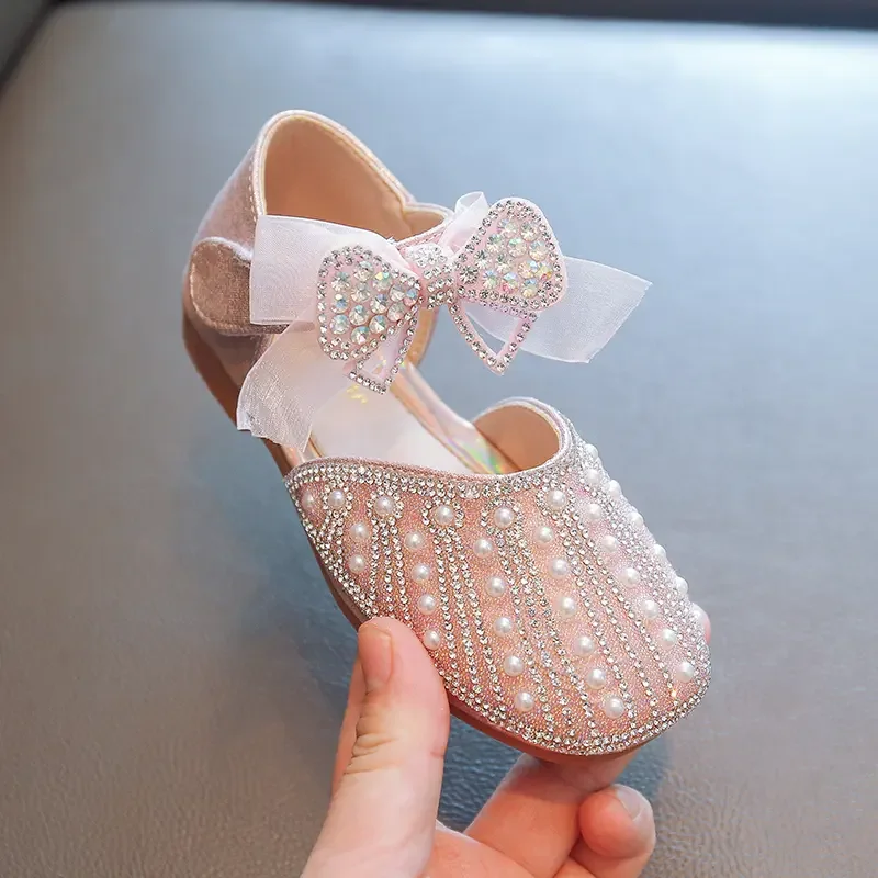 

Children's Sequins Sandals Girls Sweet Bow Rhinestone Princess Shoes Fashion Non-slip Flat Kids Soft Bottom Sandals Girls Shoes