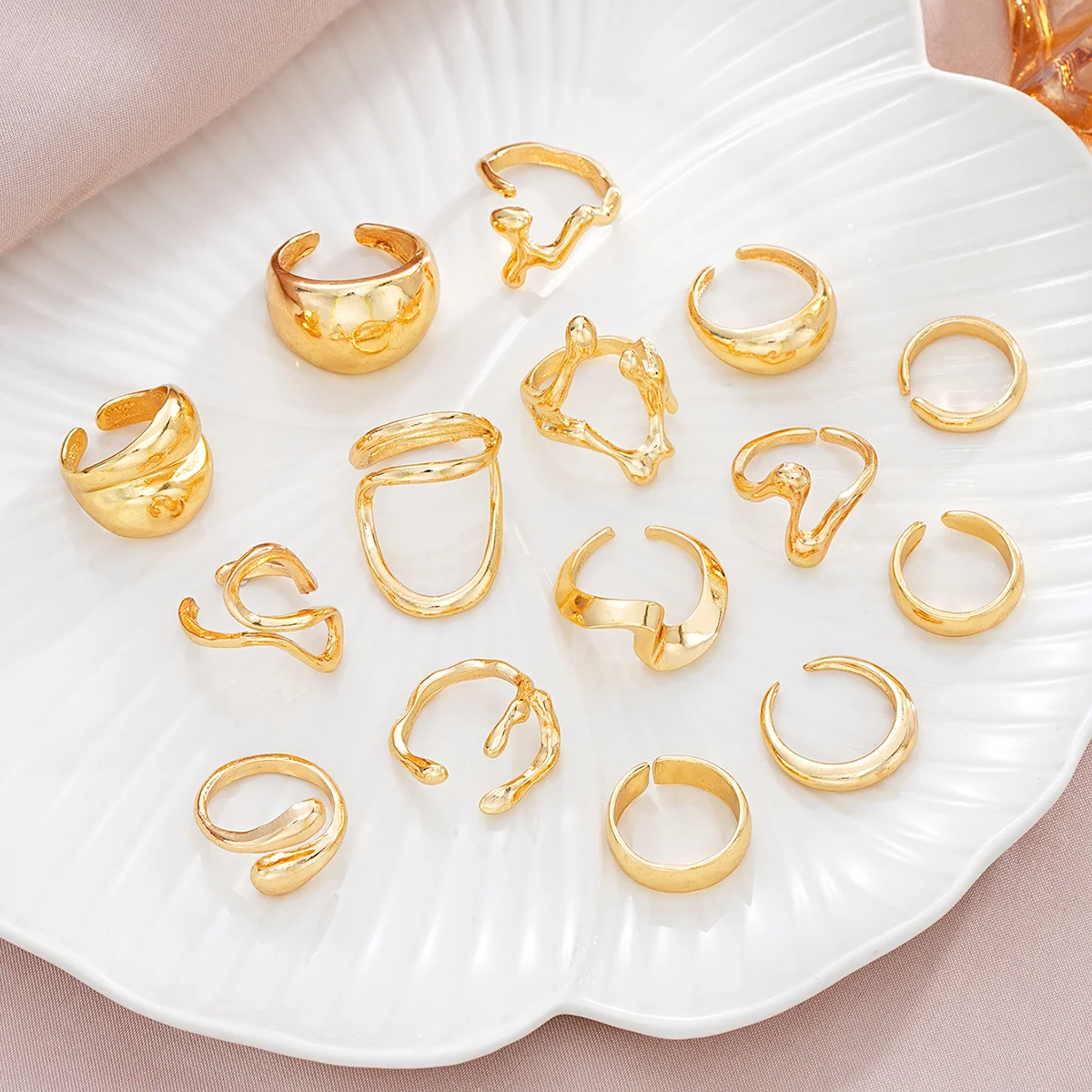 15 Pcs Vintage Smooth Rings Set for Women Fashion Gold Color Irregular Geometric Opened Rings Party Birthday Jewelry Gifts ring set,gold color rings,finger ring,gold color ring,opening ring,adjustable rings,jewelry accessories