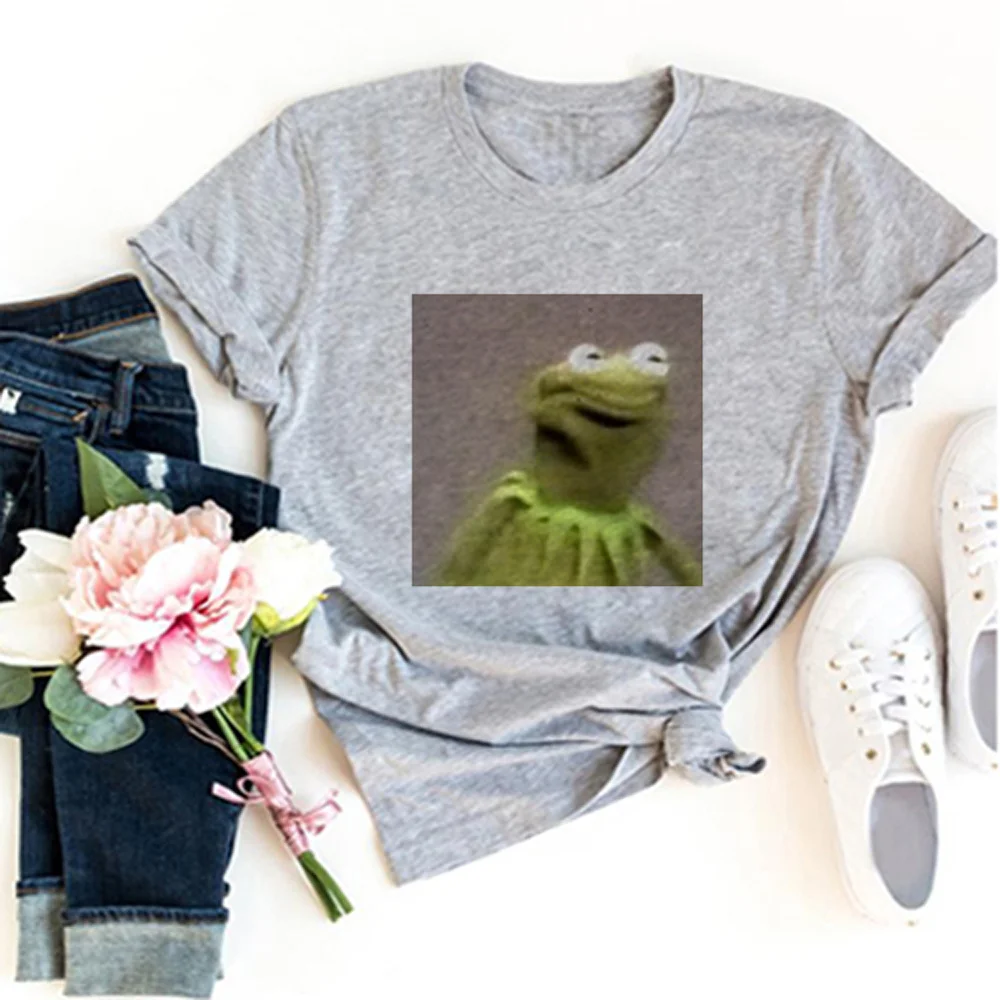 

Женская футболка с рисунком в стиле эмо