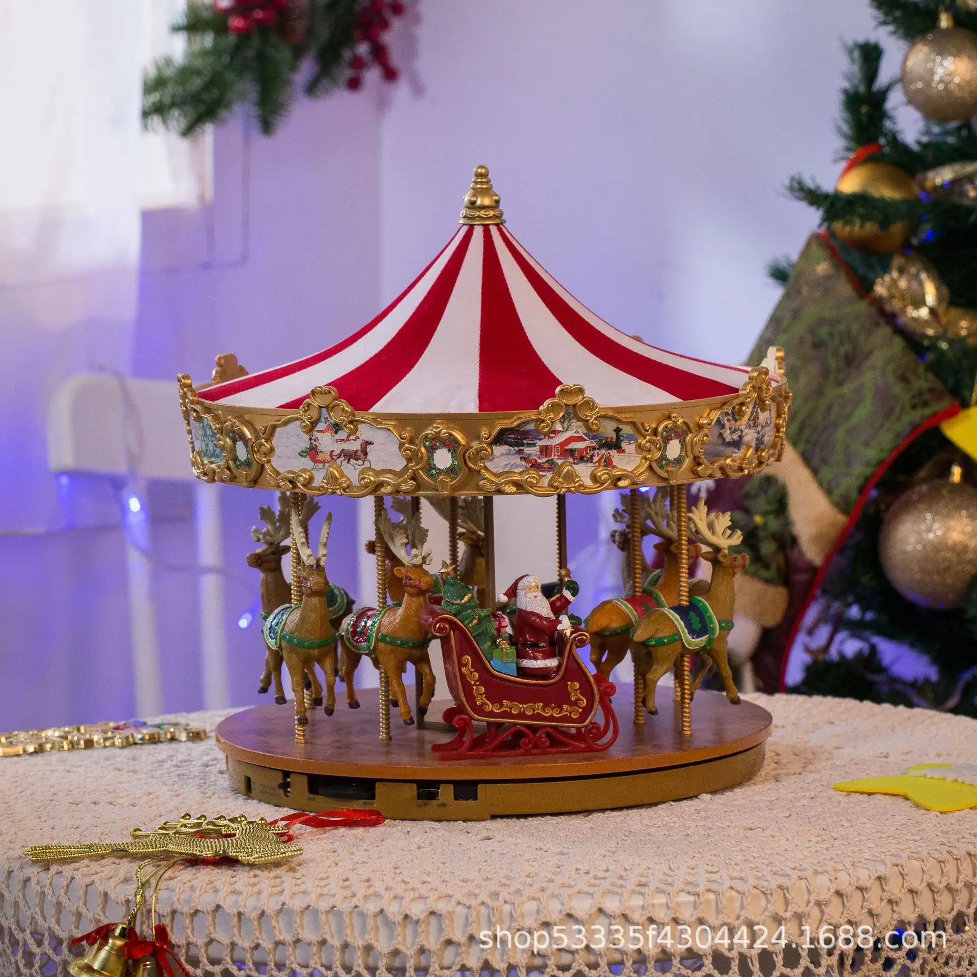 

Christmas Presents His Girlfriend With A Xmas Music Box A Merry Go Round Birthday Gift And a Music Box For His Girlfriend's
