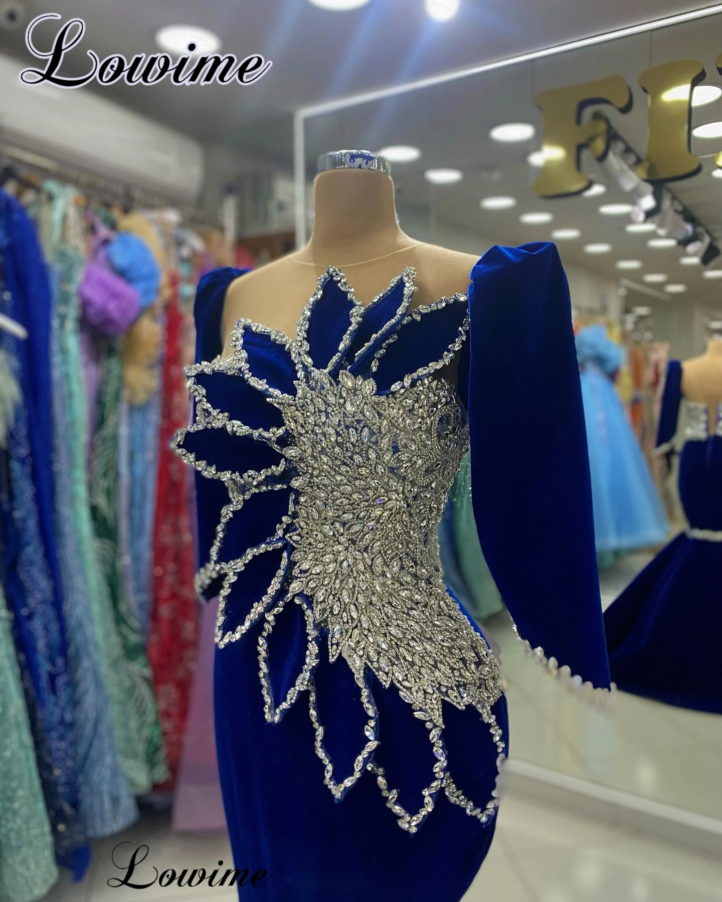 Royal Blue Mermaid 3/4 Long-Sleeve Crystal Cocktail Prom Dresses for Wedding Guests