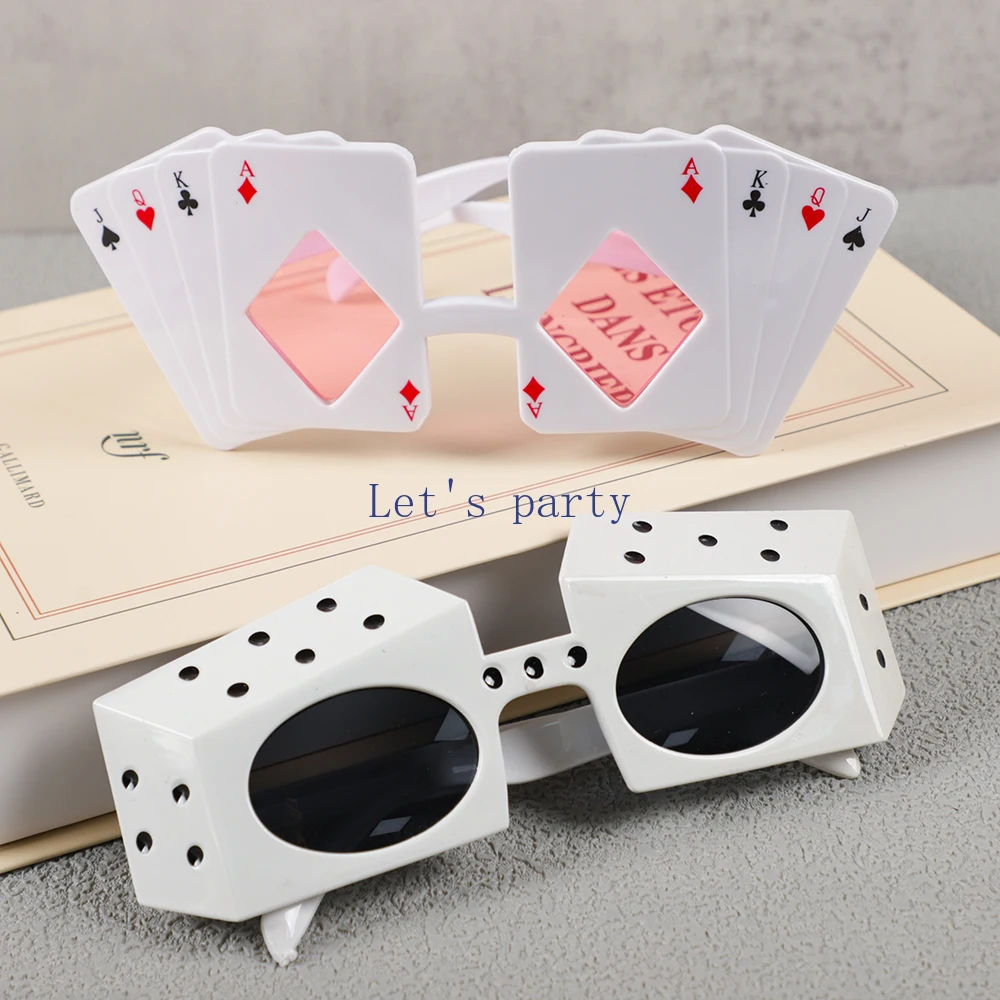 Set De 15 Dados De Póker Españoles Acrílicos – Colores Surtidos, Superficie Lisa Y Resistente, Ideales Para Juegos De Mesa Y Fiestas