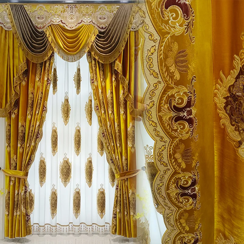 Atmosfera di lusso del palazzo personalizzata tessuto per tende da soggiorno di fascia alta con ricamo in velluto dorato addensato europeo retrò