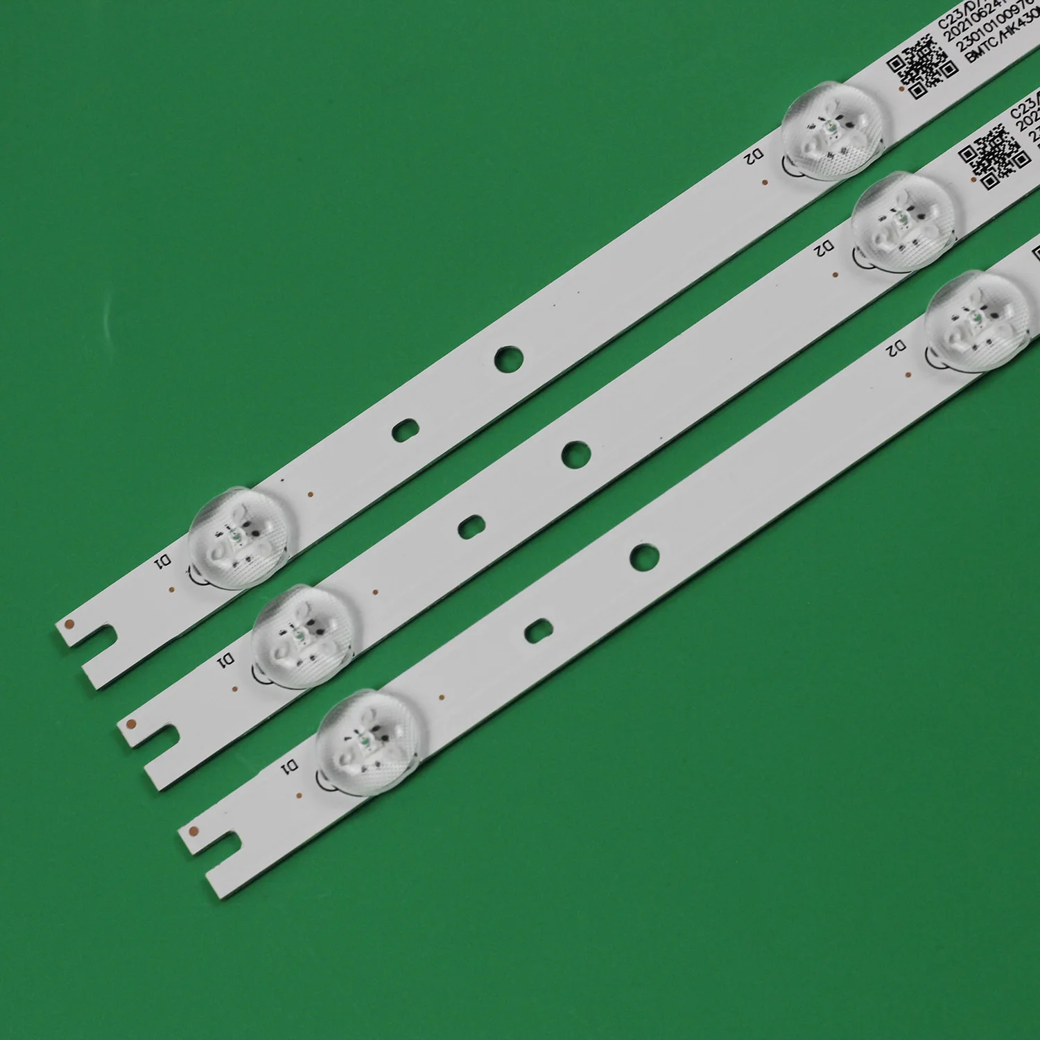 1 Ʈ = 3PCS LED Ʈ Ʈ  7  43CE210G1 HK43D08-ZC22AG-09 303HK430038 Ptv4317iled Ptv-4317iled