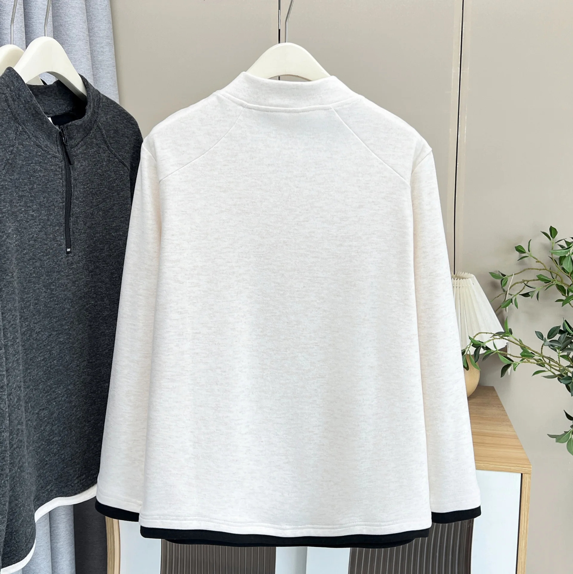 XXXXL Fashion Plus Size Women's T-Shirt Simple Block Color Fleece Warm Zipper Stand Up Collar Base Tops Autumn And Winter 2529