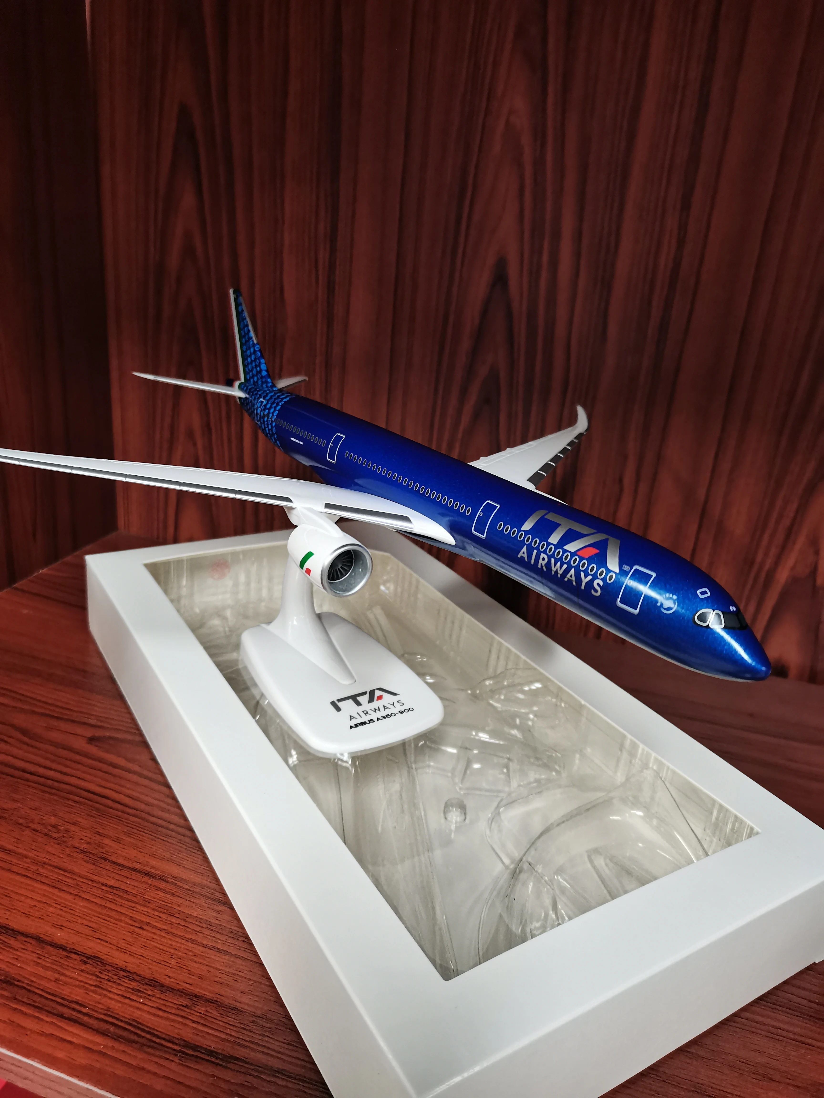 【新品】ITA Airways Airbus A350-900 1/200 模型 Airbus A350-900 Commercial Aircraft 