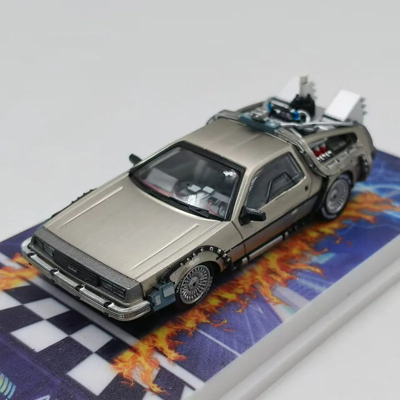 ◉1/64 DeLorean DMC-12 Ⅱ　 PARTIⅢ➕フィギュア2体 ◉1/64 DeLorean DMC-12 Ⅱ PARTIⅢ➕フィギュア2体 MJ 1:64 back