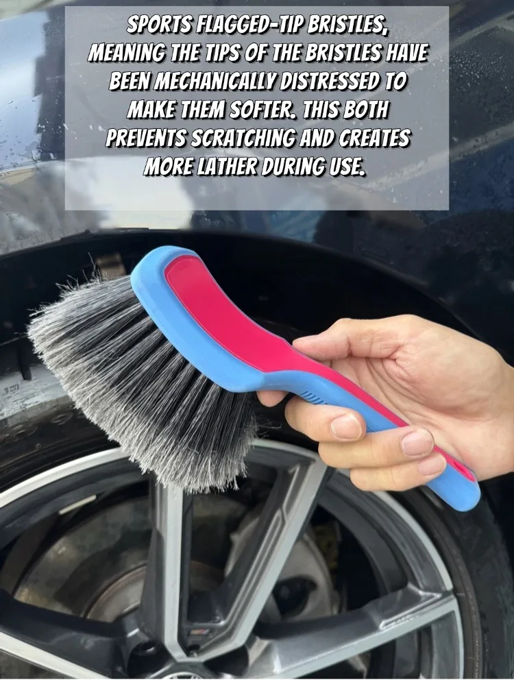 Lucullan Gesichtsbürste mit großem Rad, ergonomischer, leicht zu greifender Griff – superweiche synthetische Borsten mit Flagge und Spitze – Detail 5
