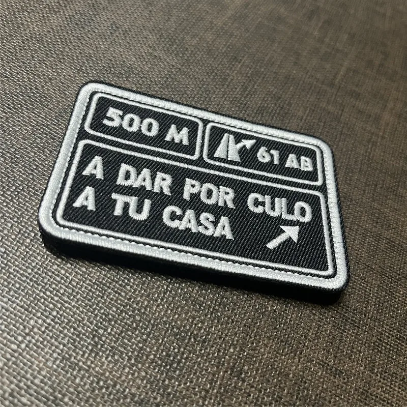 Description Picture 5 of item500M A LLORAR Spanish  Patches Tactical Embroidery Hook&Loop Patch 20KG UNA LLORADITA Morale Badge Backpack Hat Stickers