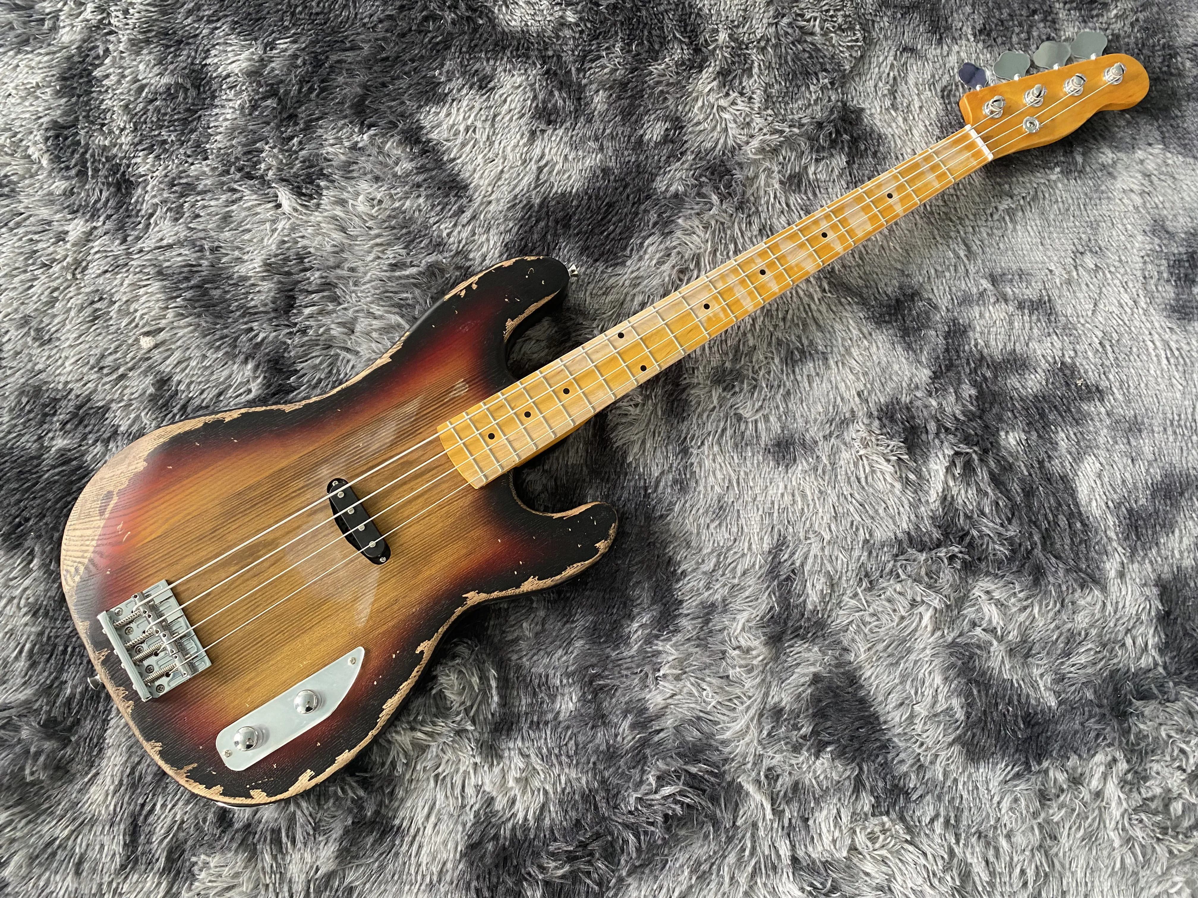 China Electric Bass Factory Direct Can be Customized