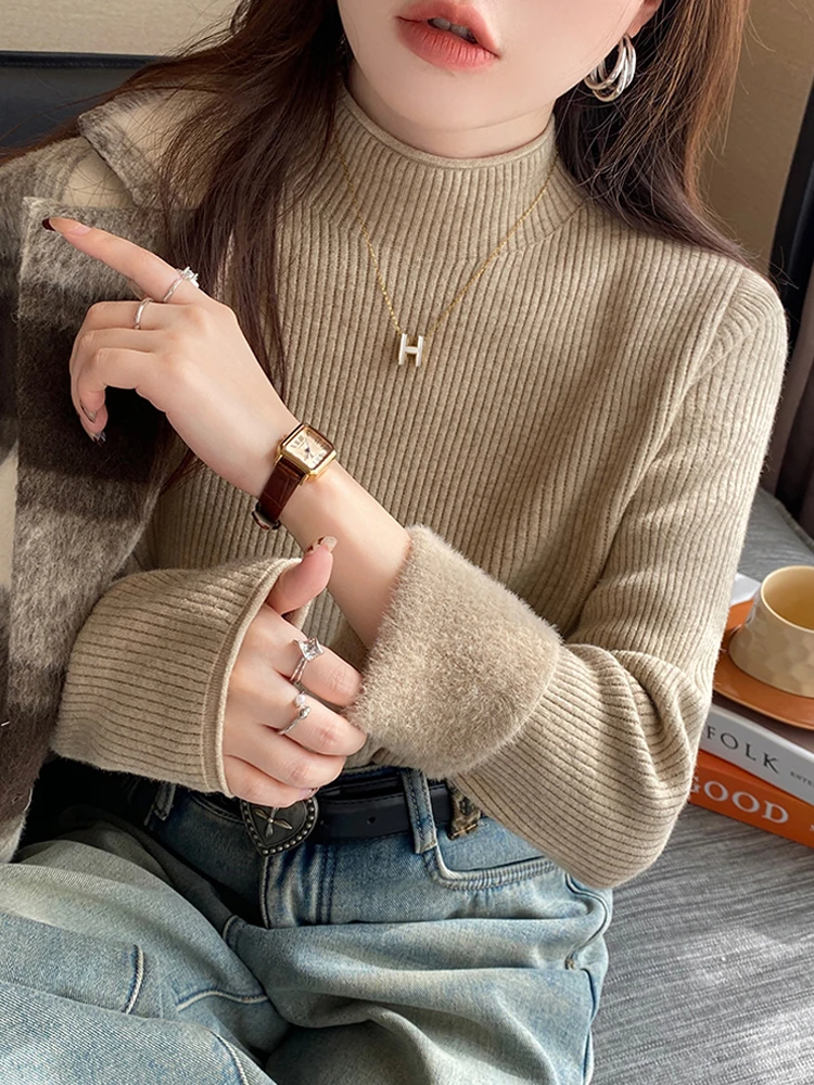 New Basic Sweater Autumn and Winter Women's Retro Solid Color Slim-fit Bottoming Shirt Elegant Integrated Fleece Warm Knitwear