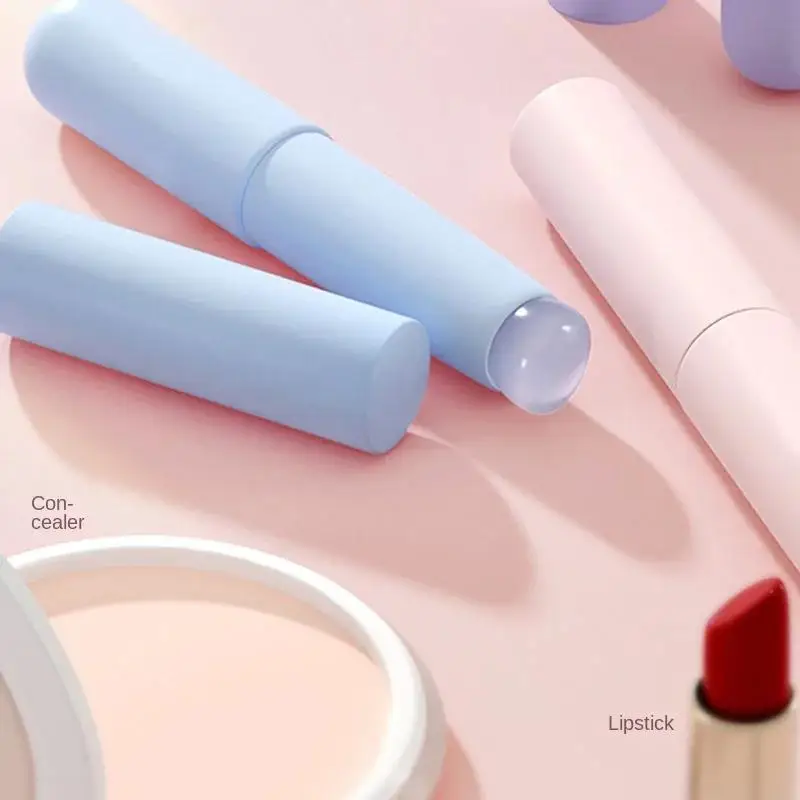 둥근 팁이 있는 유연한 실리콘 립 컨실러 브러쉬, 재사용 가능한 다기능 실리콘 립 브러쉬, 입술 보습에 도움