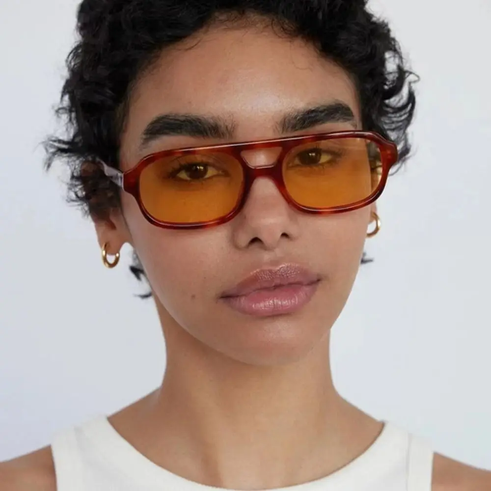 Ŭ���� ���õ� ��Ʈ�� �����ĵ� ���۶� UV400 �߿� ���� ���� ������ ���۶� ���� �� ���������� ���� �Ȱ�