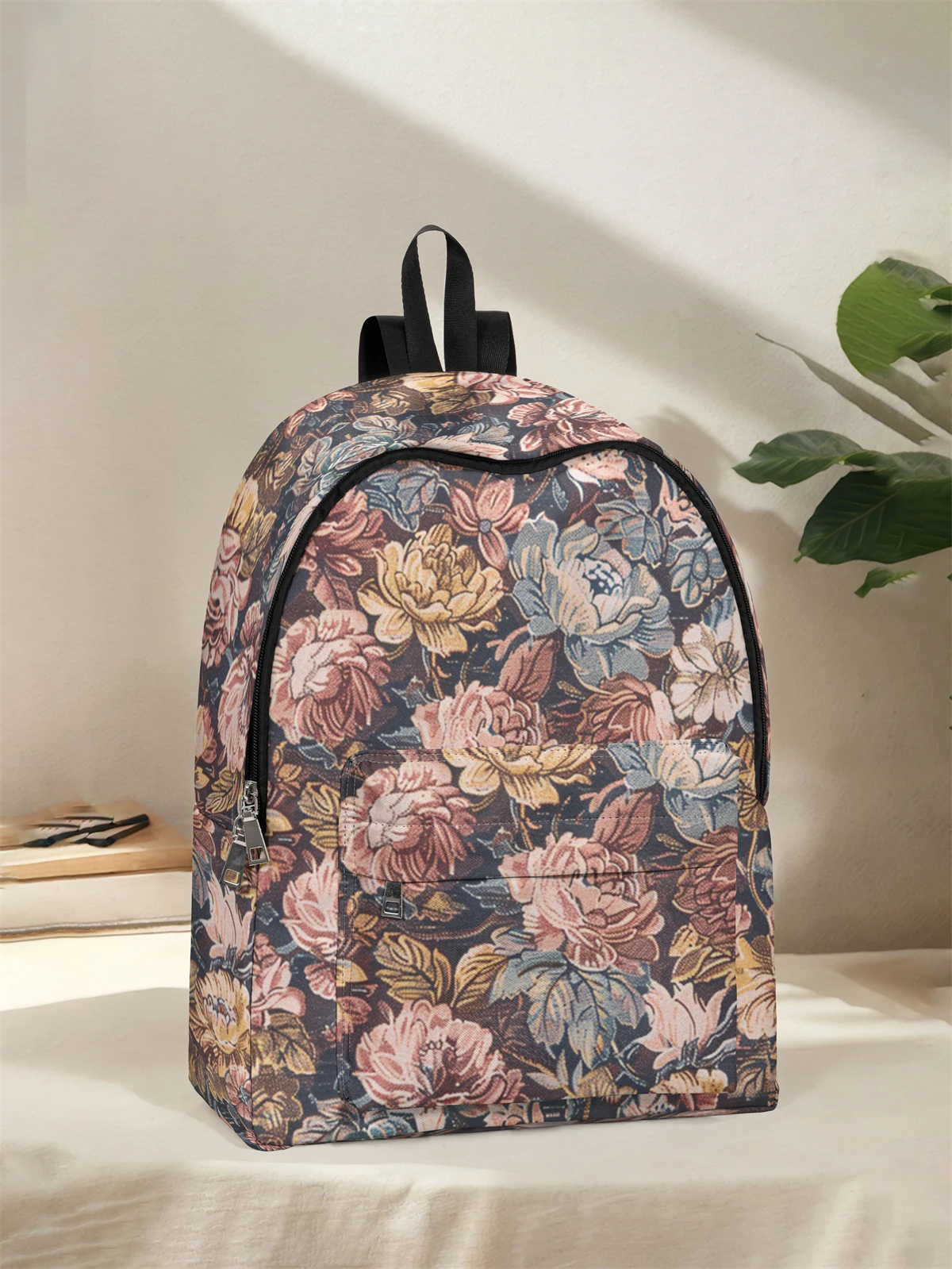 Flower patterned backpack, new model for 2025, casual travel backpack, lightweight and simple casual travel backpack