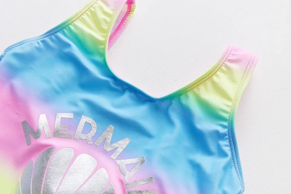 Summer New Children's Swimsuit children swimwear swimsuit one piece Girls Rainbow Three-Color Gradient One piece Swimsuit Offset Shell Girls