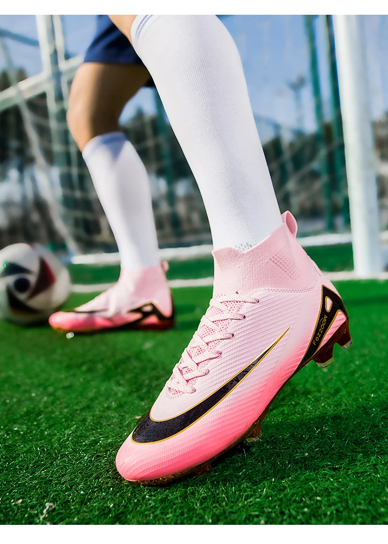 Description Picture 3 of itemMen Sneakers Soccer Shoes Soccer Breathable Football Boots Professional Trend Futsal Adult Kids Cleats TF/FG Drop Shipping Sport