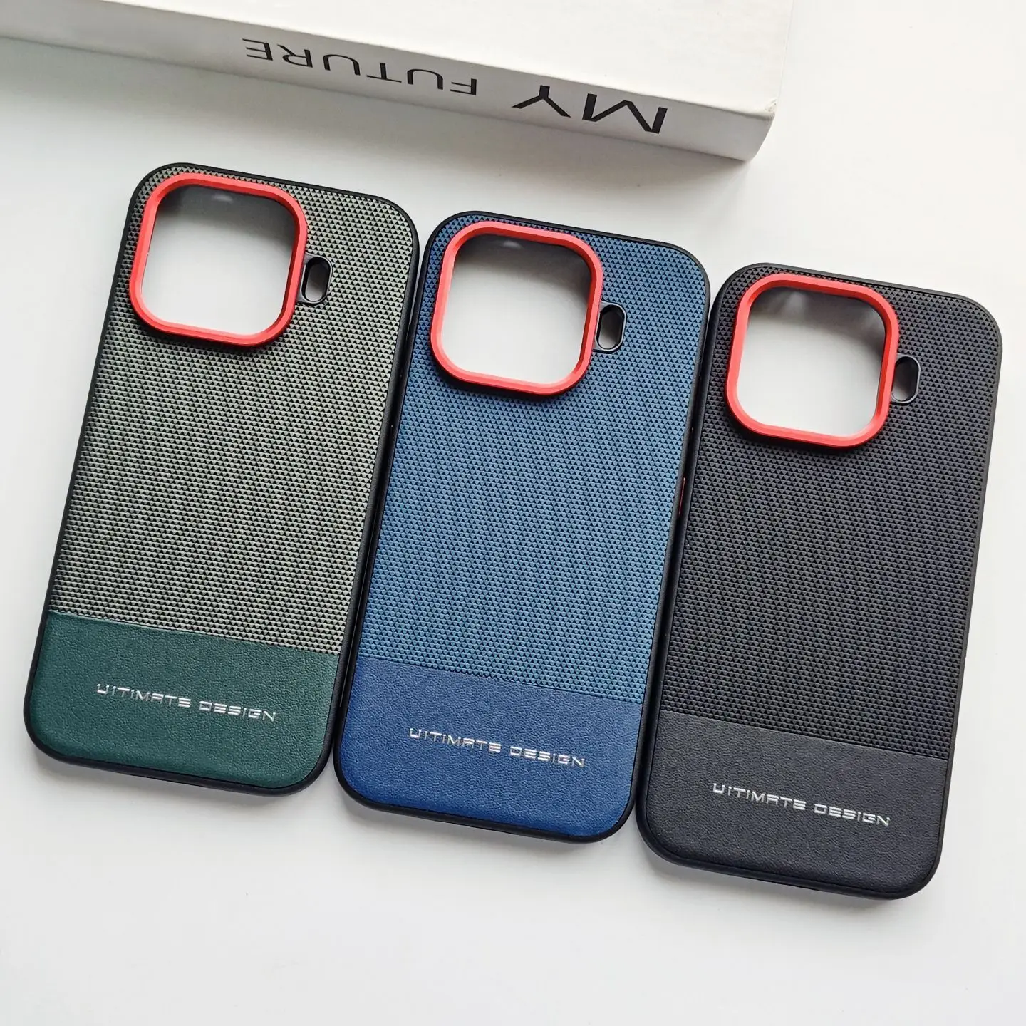 Triangular Textured Leather Case with Red Ring Lens Frame and Shockproof Bumper - Simple Red