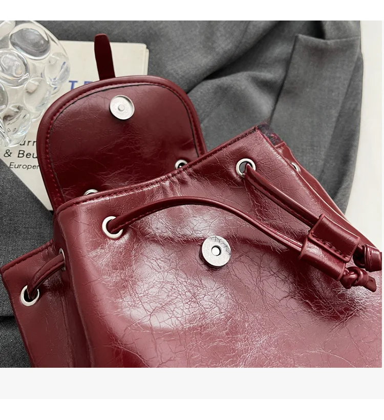 Student class pleated backpack for women 2024 new Korean style trendy student bag, niche high-end women's bag_voghion.com