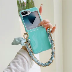 Monochrome Scarf Wrist Strap Phone Case - Shockproof Protective Cover - Galaxy Z Flip7 FE (Green)