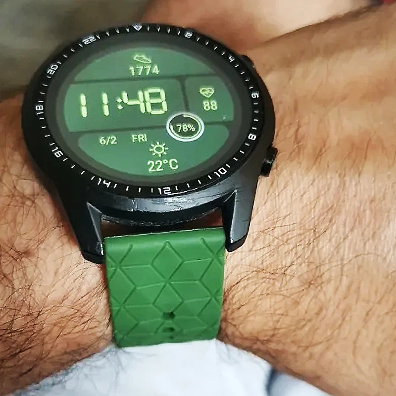 Silicone Wrist Strap 22mm Silicone Strap For Huawei GT 2 3 4 46mm Watch3 GT4 GT2 Pro GT2e Magic2 Bracelet Football Pattern Band