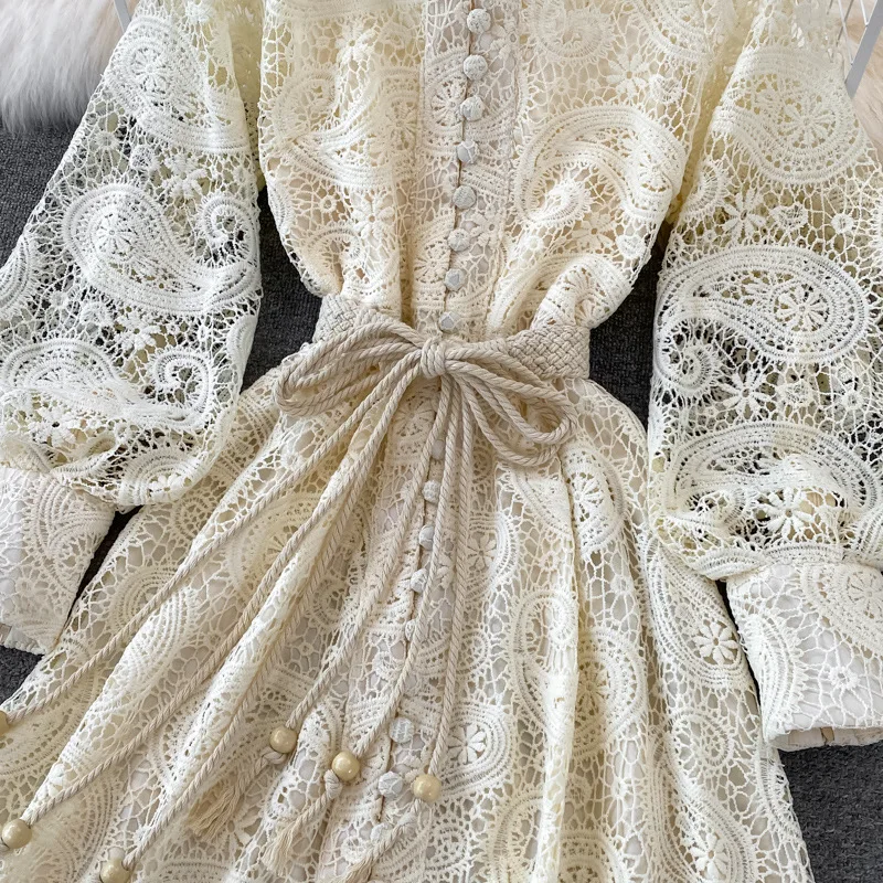 Vintage Court Style Lace Dress Women Elegant Hollowed Out Lantern Long Sleeve Slim Party Dresses Ladies Beige Black Long Robe