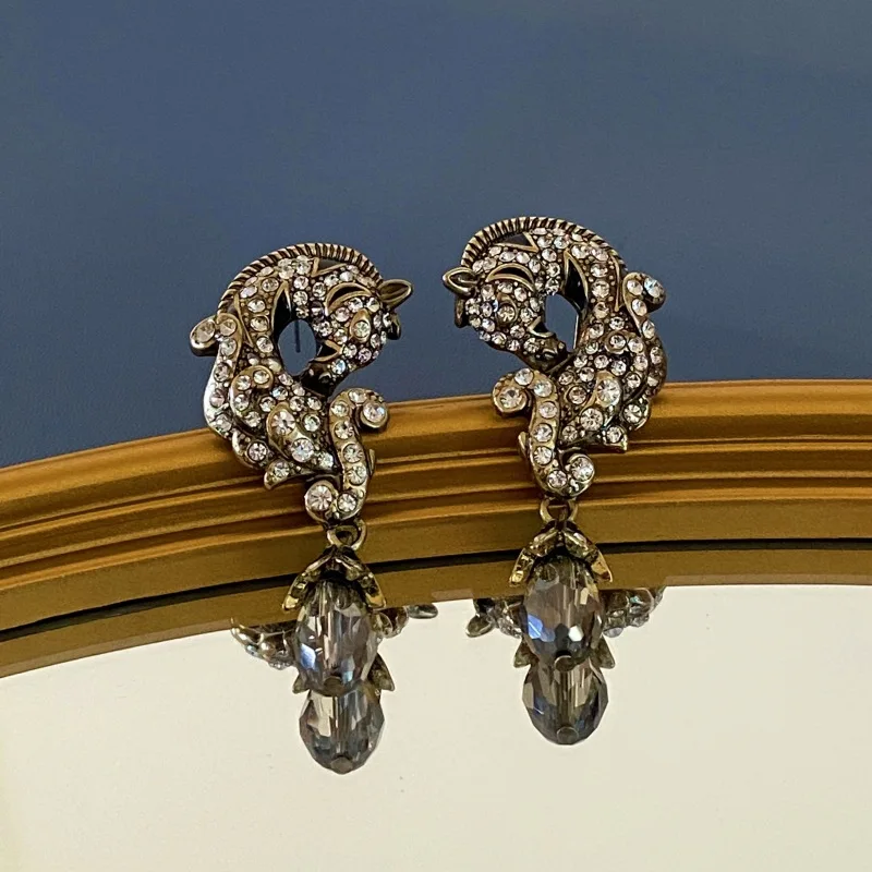 

Retro Touma Gemstone Pendant, Light Luxury Fashion Earrings for Women