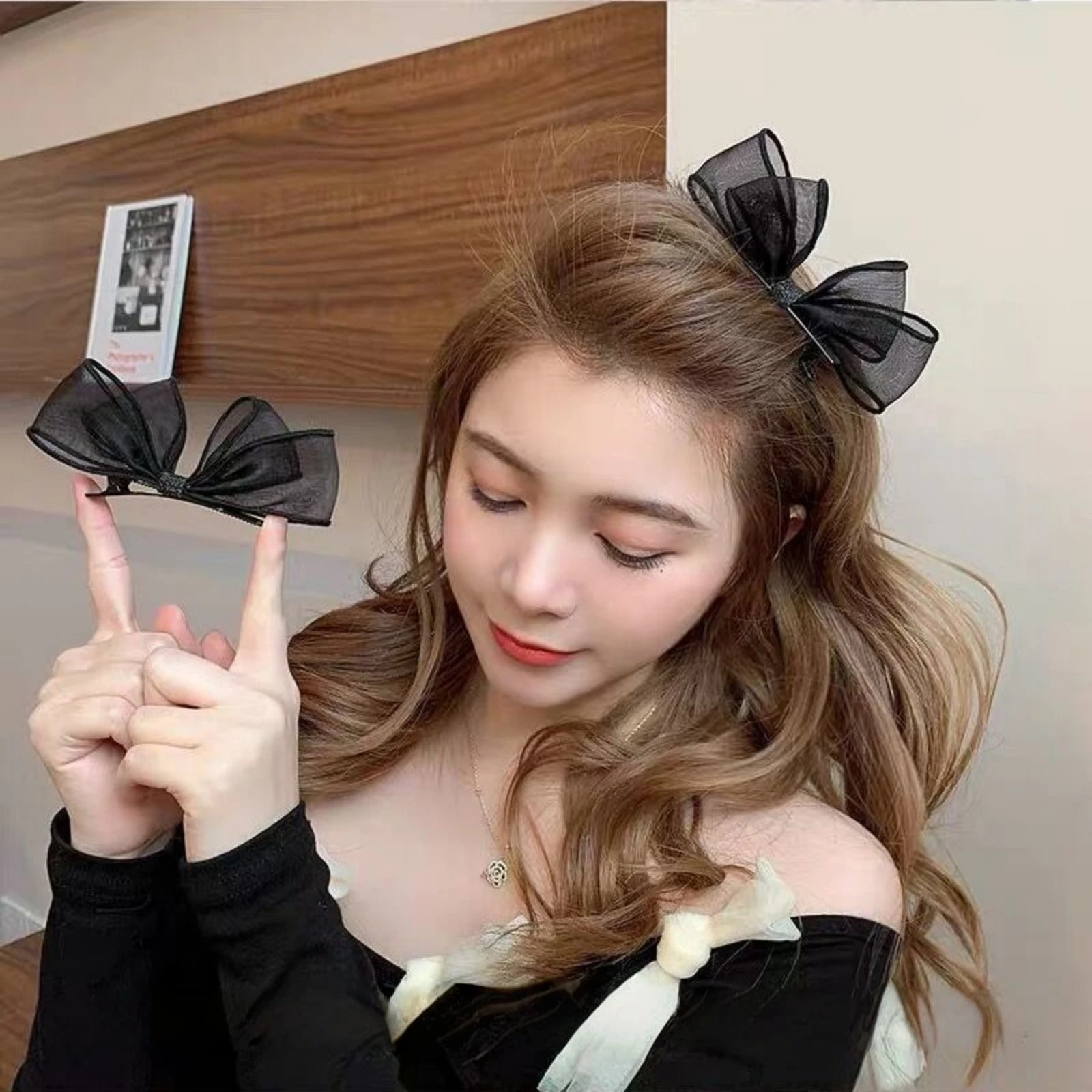 2pcs Elegant Mesh Bow Hair Clips Sweet Side Bangs Hair Card Temperament Forehead Clip Headdress Duckbill Clip