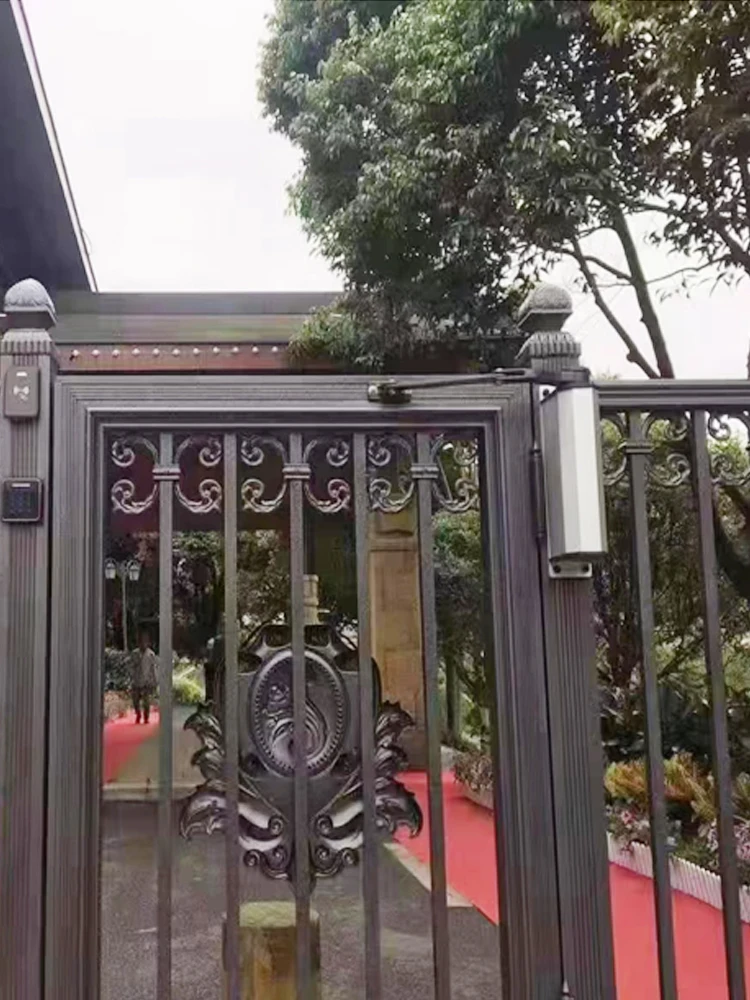 AC100-240V Automatic Gate Door Opener Side Mounted Rainproof Metal 90 Degree Ele