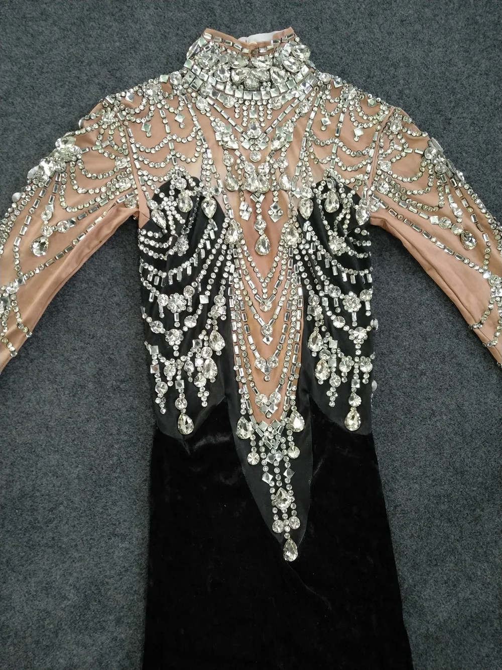 Рисунок 5 - Новые модные длинные платья