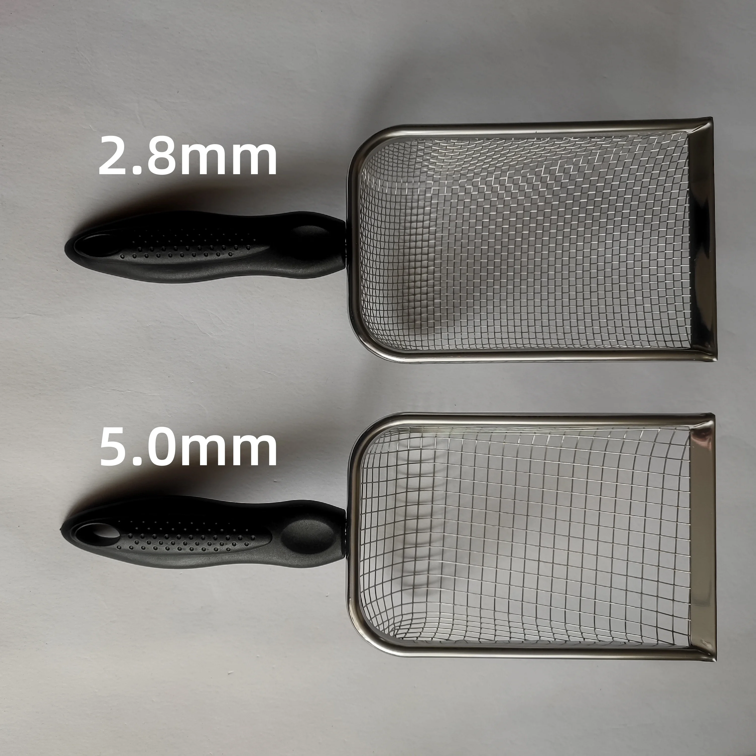 Premium Stainless Steel Cat Litter and Sand Sifter with Fine Mesh