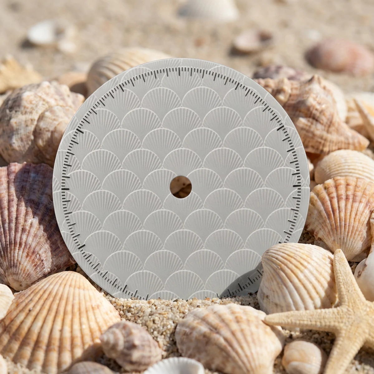 28.5mm Shell Pattern Watch Dial with Fish Scale Surface